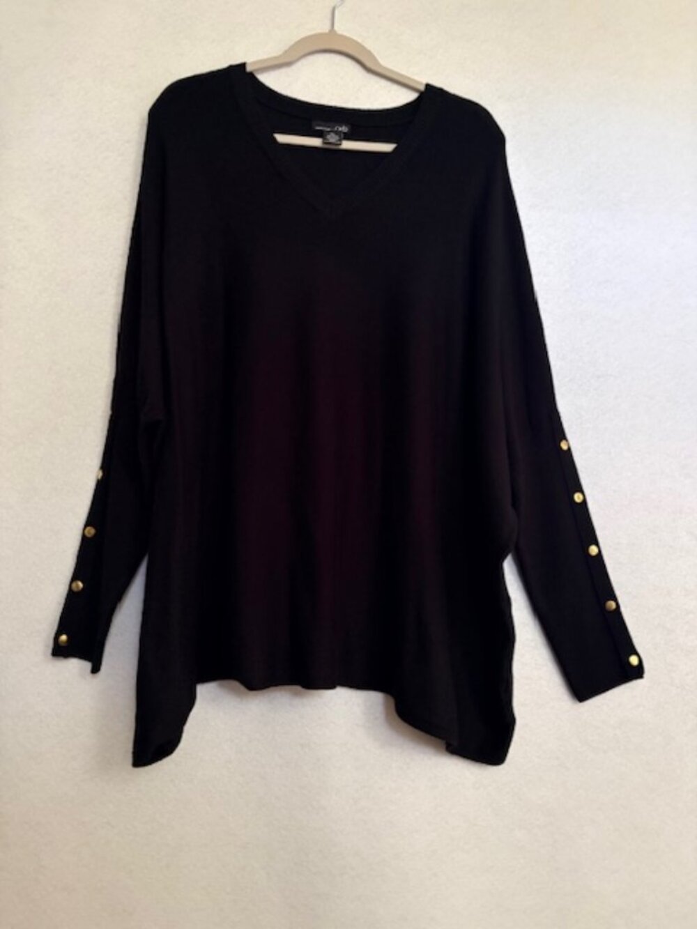 RXB Black Oversized Dolman Sleeve Gold Faux Snap Long Cuffs XL